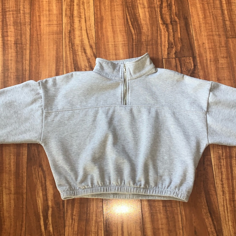 DeBase grey cropped crewneck